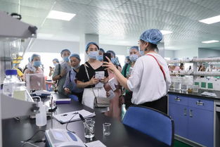 專(zhuān)注成就卓越 微峰會(huì)家人聽(tīng)雅工廠游記與會(huì)議服務(wù)啟示